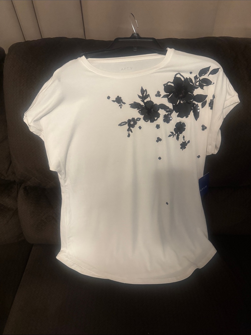 Apt. 9 White Short Sleeve Tee with Black Floral Appliqué